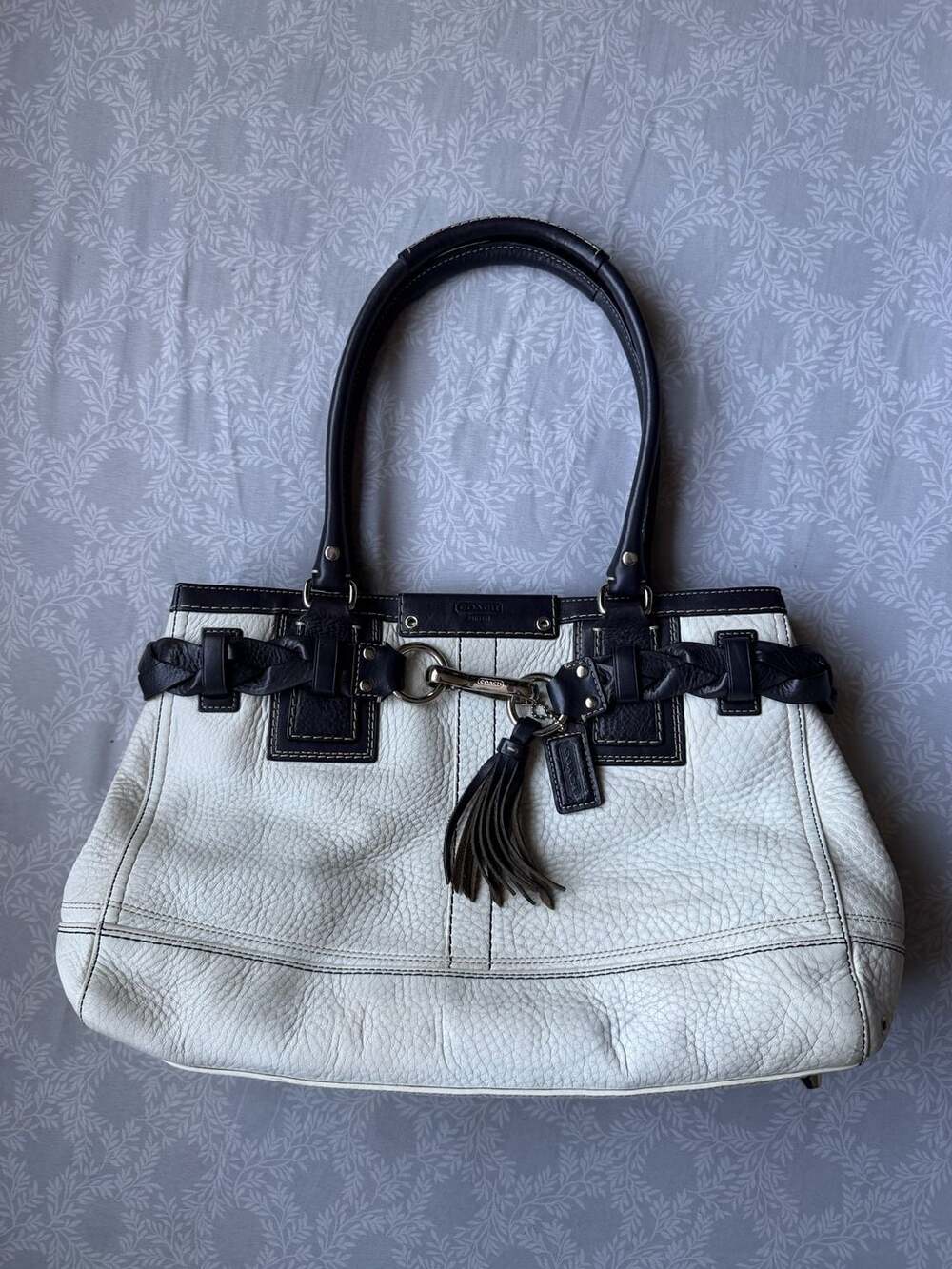 Vintage Y2K Coach Hamptons White Pebbled Leather Satchel Tote Bag F13087 Tassel